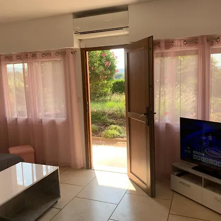 아파트 Le Venise 3 Etoiles Frejus *